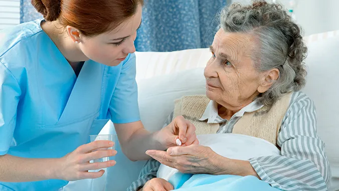 做白内障手术有风险吗