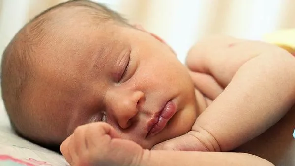 母乳一次可以吸出来多少
