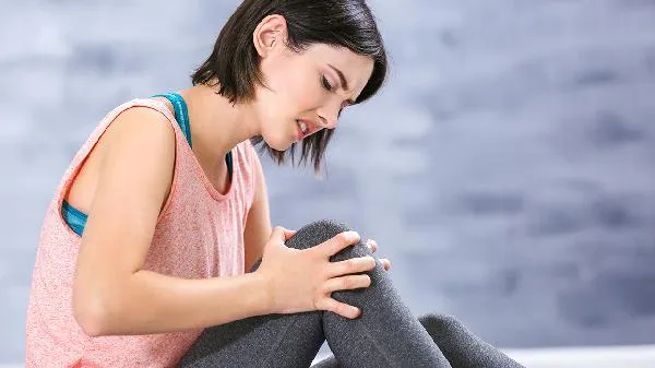 新妈妈产后为什么腕关节会疼痛呢