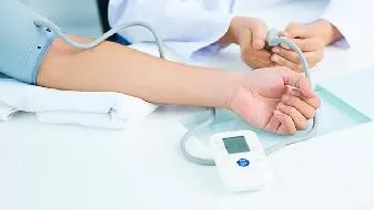 伸展时别憋气，谨防血压升高