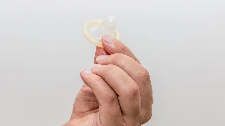 产后再次怀孕症状 例假推迟怀孕症状