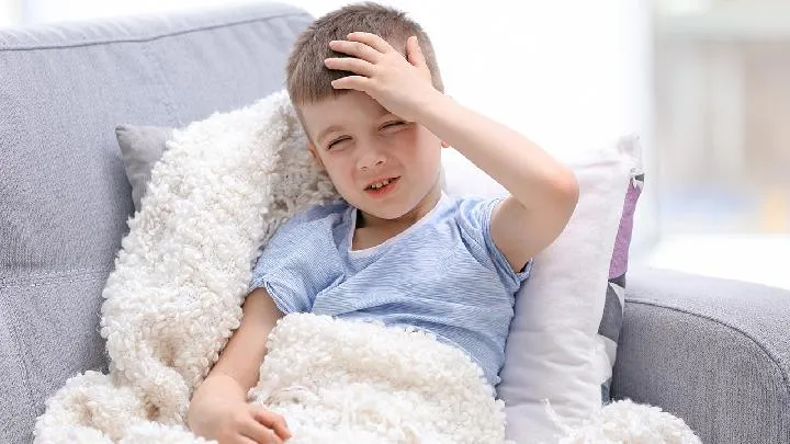 新生儿什么睡觉姿势正确？新生儿哄睡技巧有什么？