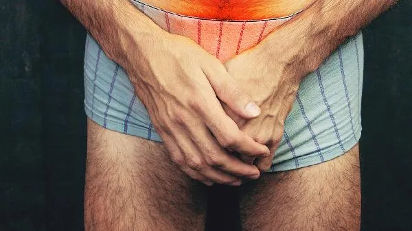 阴囊潮湿有异味是什么原因造成的