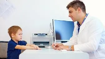 宝宝打疫苗会加重吐奶吗 宝宝接种疫苗的时间表
