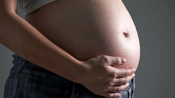 怀孕期间怎么预防长斑呢