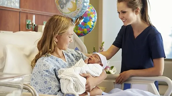 母乳喂养多久喂一次？母乳喂养的方法与技巧