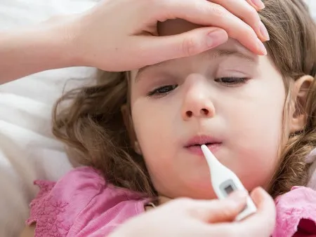 幼儿发烧怎么办？幼儿发烧的病因是什么？
