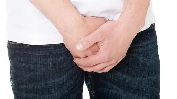 男性前列腺疼痛有什么具体表现？前列腺疼痛可能会引发哪些疾病