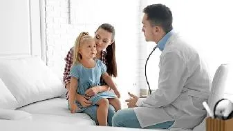 小儿囊性纤维性变是什么引起的？小儿囊性纤维性变怎么治？