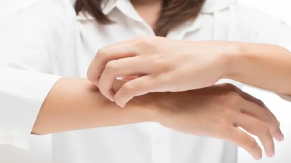 女性下面偶尔瘙痒严重吗
