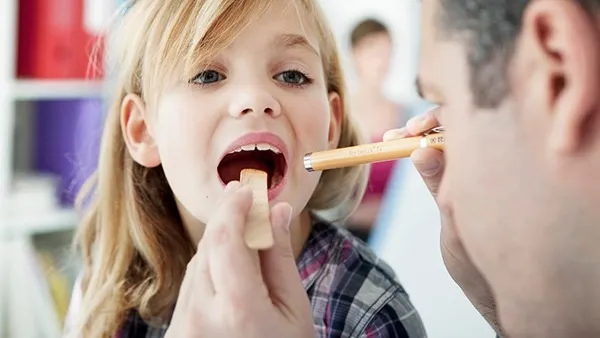 小孩子吃什么食物易卡喉咙，五种食物要远离