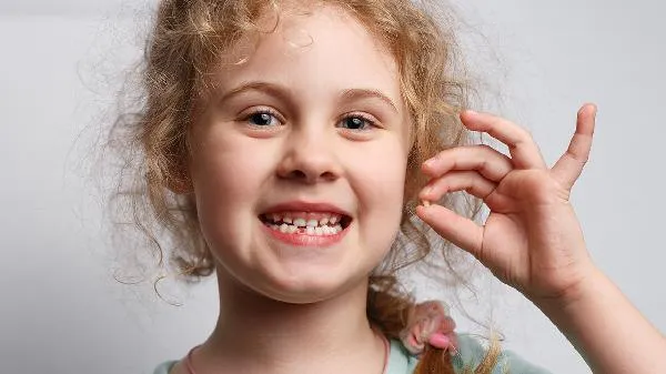 小孩与同学发生矛盾怎样处理