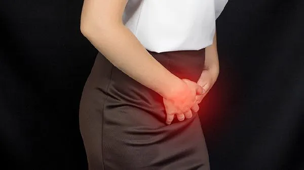 宫腹腔镜术后一个月肚子疼