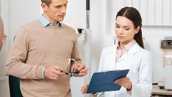什么原因会引发小儿遗尿症？小儿遗尿症常见的5种病因