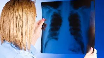 动物感染新冠病毒后会传染给人吗？动物是如何感染新冠的