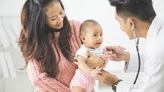 新生儿吃母乳要喝水吗  新生儿需要喂水吗