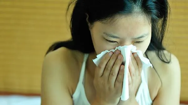 哺乳期流鼻涕感冒