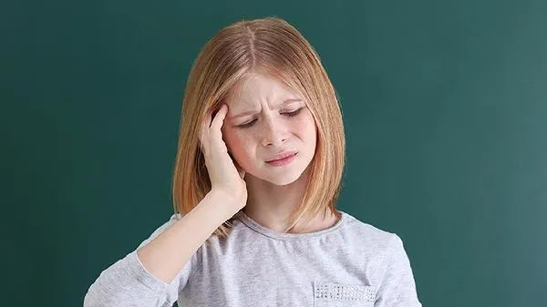 儿童拉黑便是什么原因