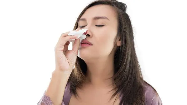 下面出血不是月经怎么回事