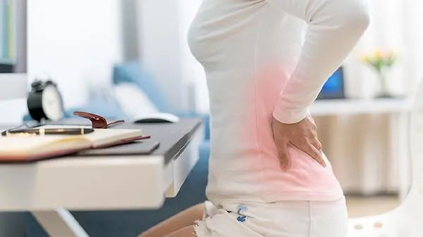 女性来月经腰疼是什么原因