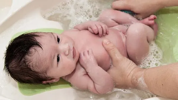 哺乳期妈妈吃什么对宝宝才有营养呢