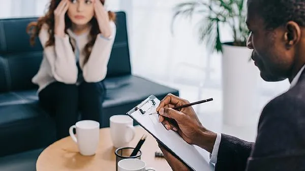 爱哭的人会容易抑郁吗