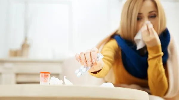 不想和别人交流感觉很厌烦但是渴望和别人一起