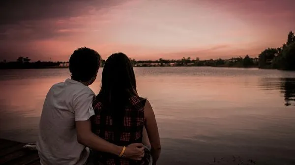 听说谈恋爱会使人变笨 谈恋爱会变笨吗?
