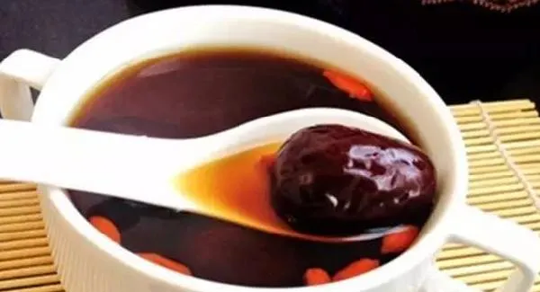 减肥期间能喝蜂蜜水和红糖水吗