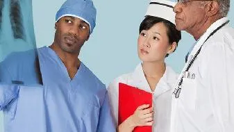 隆鼻手术要留心哪些问题？隆鼻手术前需要注意什么