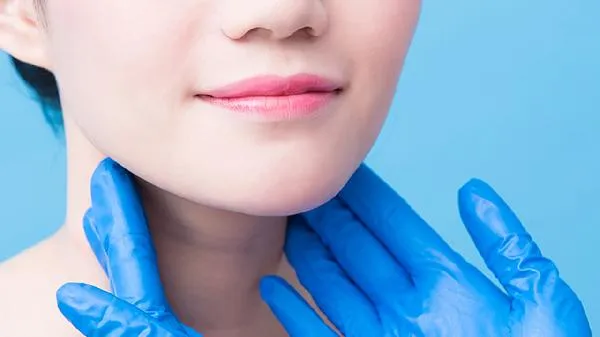 脸部毛孔粗大是什么原因