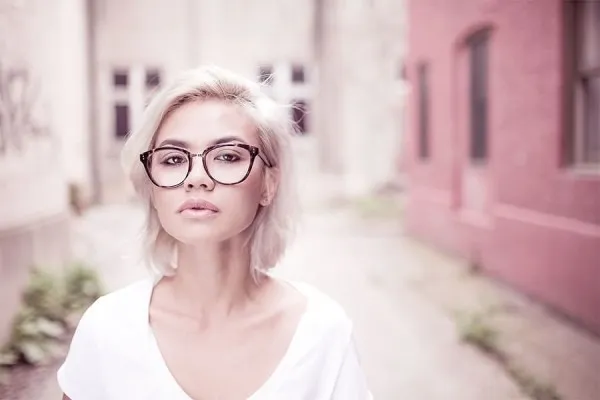 女性开始衰老的特征，自查一下你占了几个？