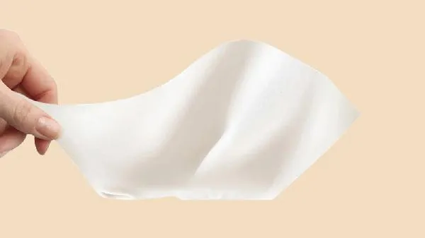 厨房用的湿纸巾上面是靠什么除油腻