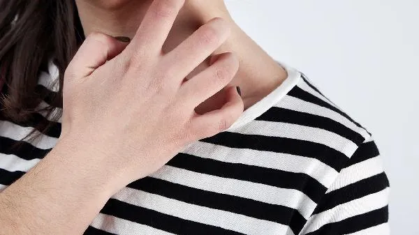 艾叶水止痒煮多长时间 艾叶煮水洗澡多长时间见效