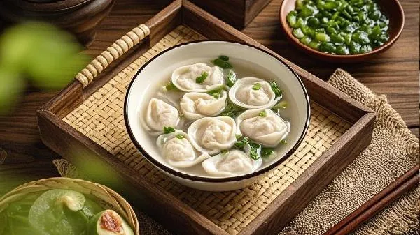 馄饨一抓一捏包法