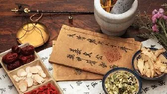鼻息肉引起的原因是哪些  可以不做手术吗？