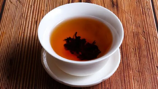 蒲公英和枸杞能一起泡水喝吗 蒲公英枸杞茶的功效
