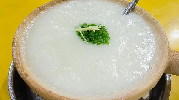 绿豆粥和白粥哪个热量高