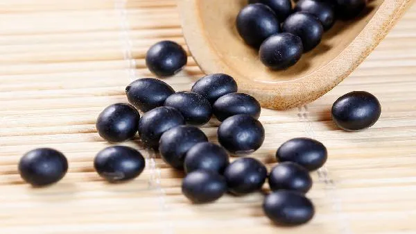 黑豆泡醋治白发做法