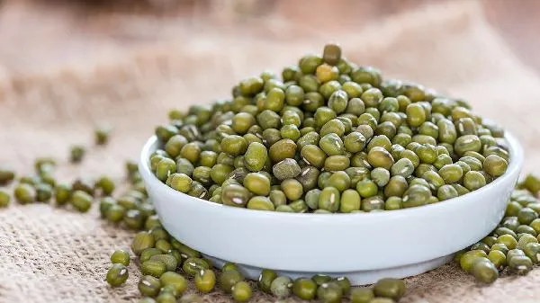 绿豆有虫子了还能吃吗