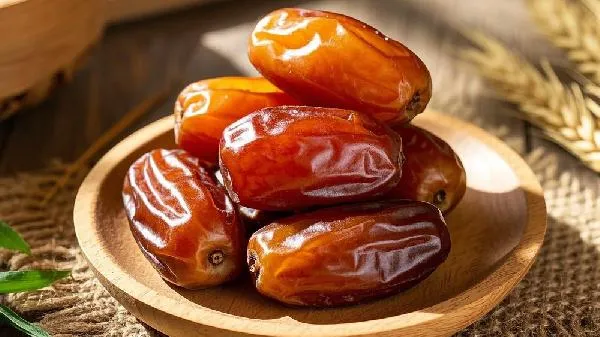 黑椰枣好还是黄椰枣好