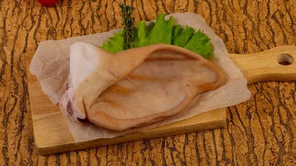 青少年需补充各种营养元素 饮食搭配要合理